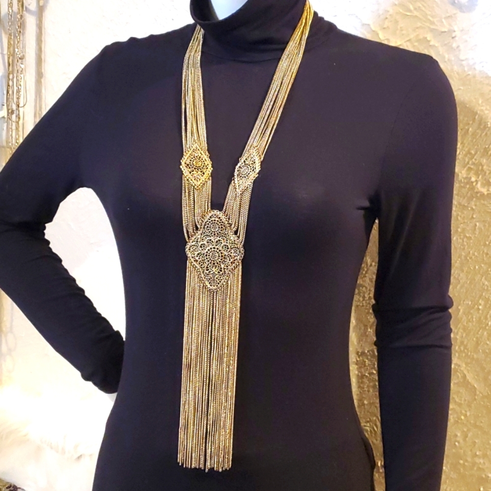 Elegant Statement Necklace